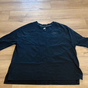 Nike Women's Black Short Sleeve Tee